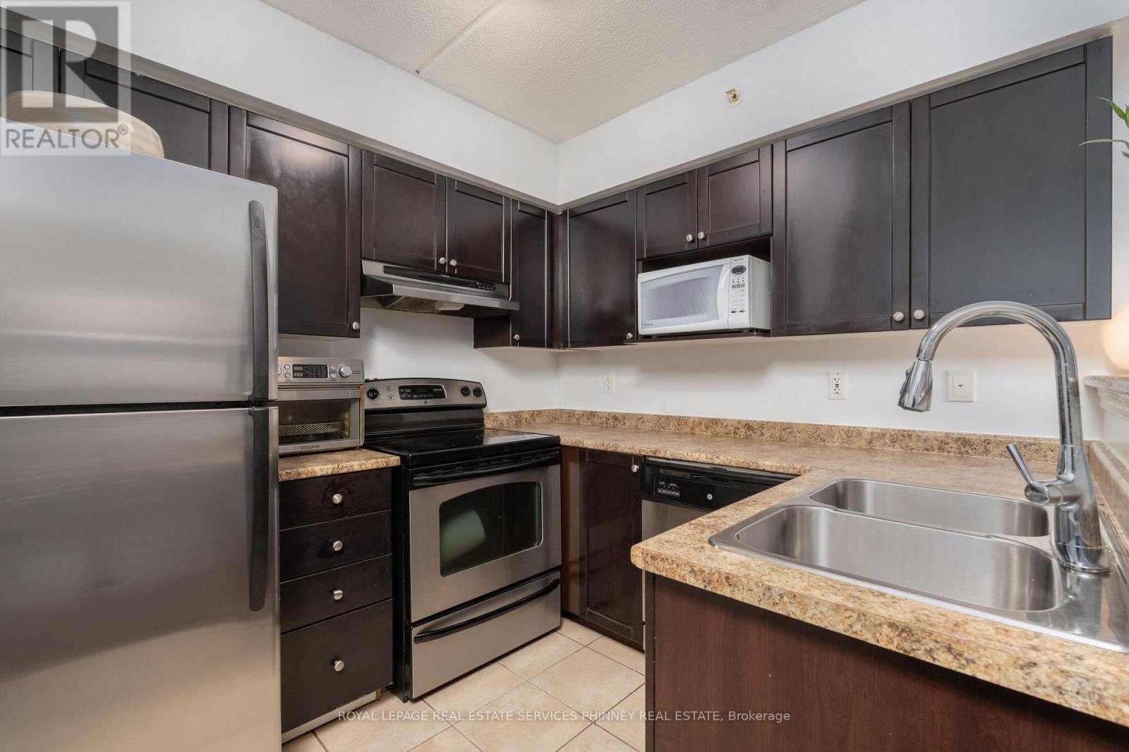 












208 - 1350 MAIN STREET

,
Milton,




Ontario
L9T7S7

