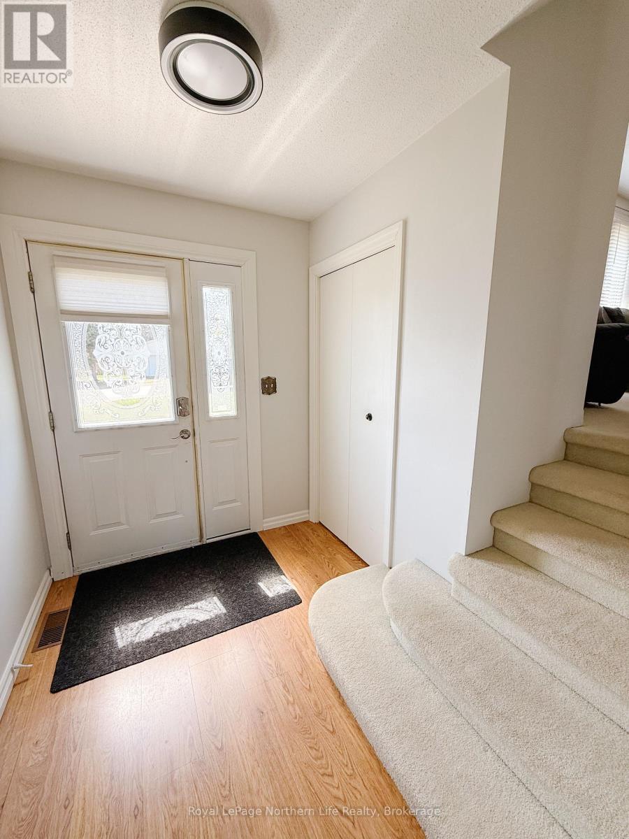 












221 ELEVENTH STREET

,
Mattawa,




Ontario
P0H1V0

