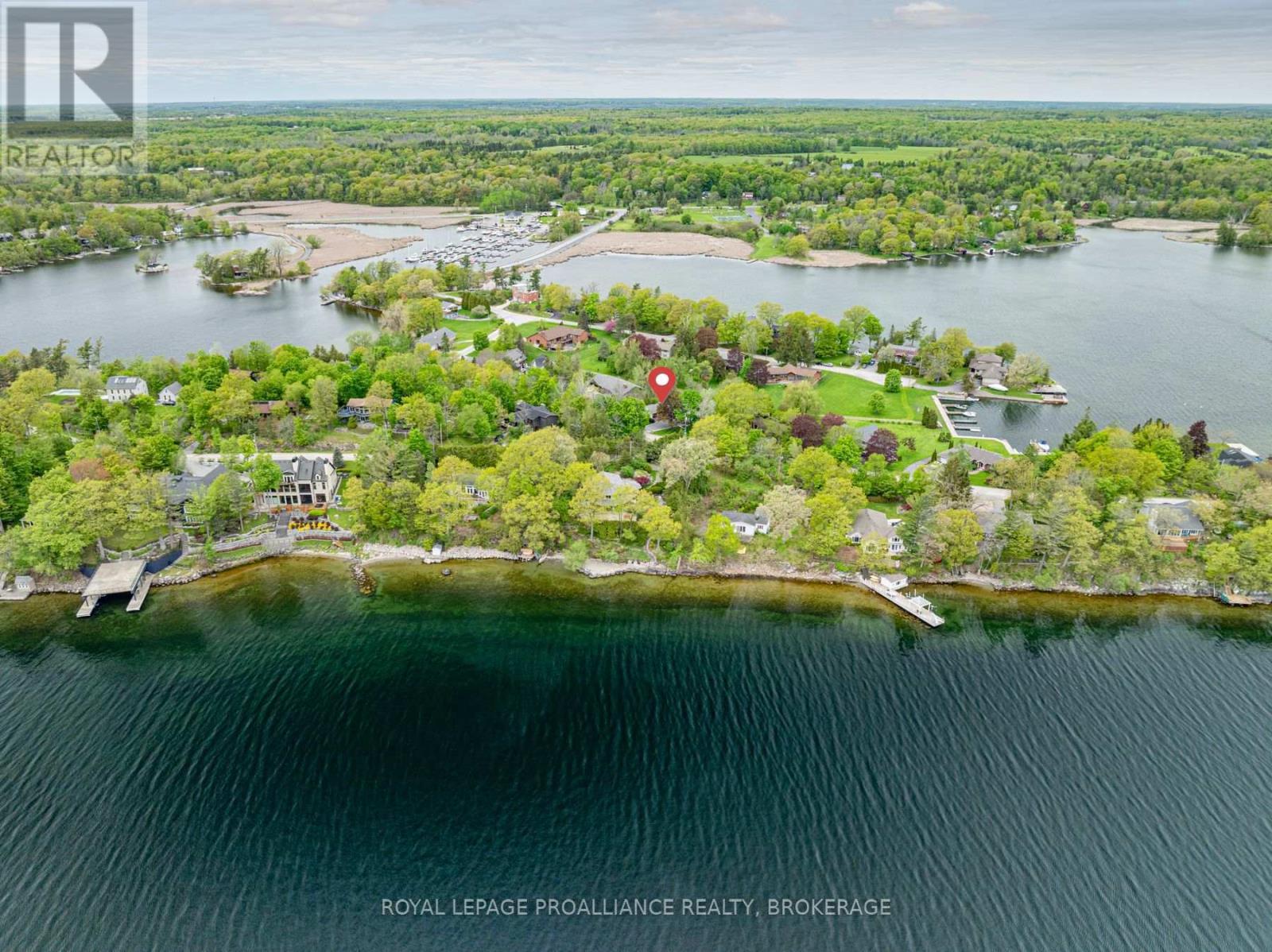 












1682 SOUTH BOULEVARD

,
Kingston (Kingston East (Incl CFB Kingston)),




Ontario
K7L4V1


