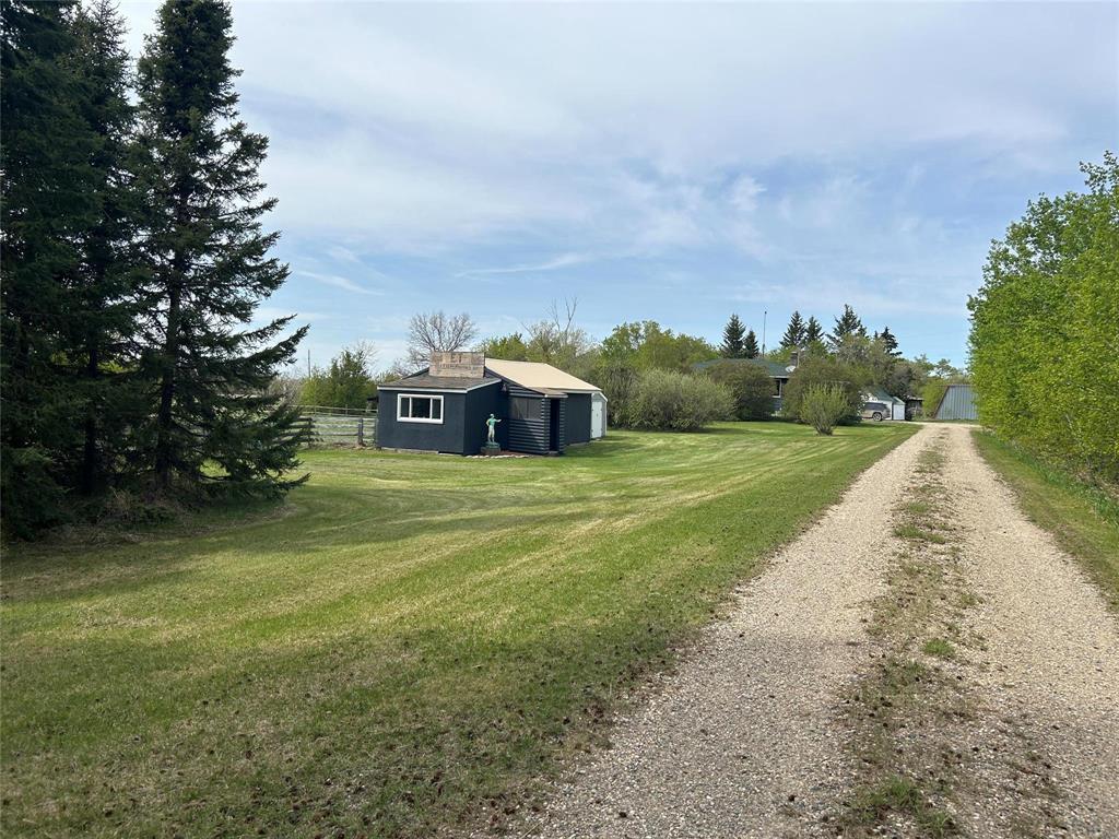 












167147 Road 122N Road

,
Russell,




Manitoba
R0J1W0

