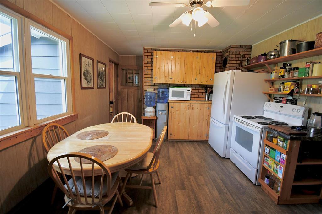 












167147 Road 122N Road

,
Russell,




Manitoba
R0J1W0

