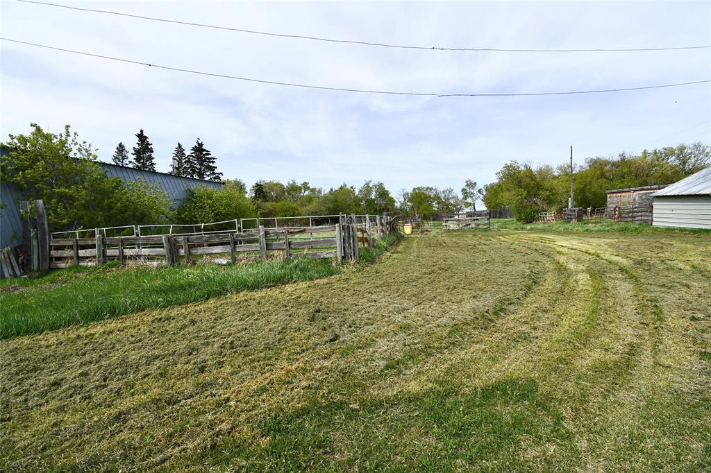 












167147 Road 122N Road

,
Russell,




Manitoba
R0J1W0

