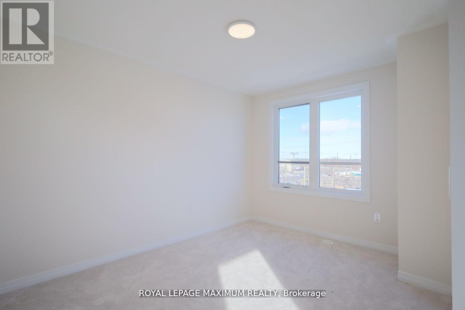












1 - 11 BAYNES WAY N

,
Bradford West Gwillimbury,




Ontario
L3Z4M1

