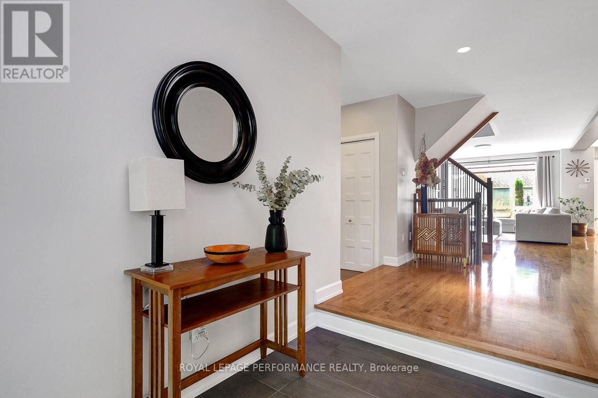 












10 BRICKYARD DRIVE

,
Russell,




Ontario
K4R0B2

