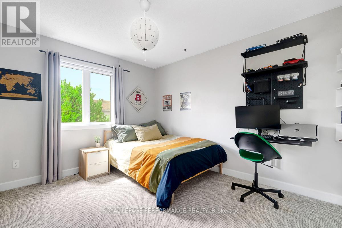 












10 BRICKYARD DRIVE

,
Russell,




Ontario
K4R0B2

