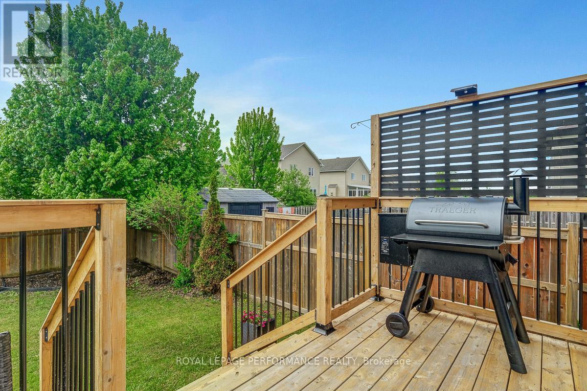 












10 BRICKYARD DRIVE

,
Russell,




Ontario
K4R0B2

