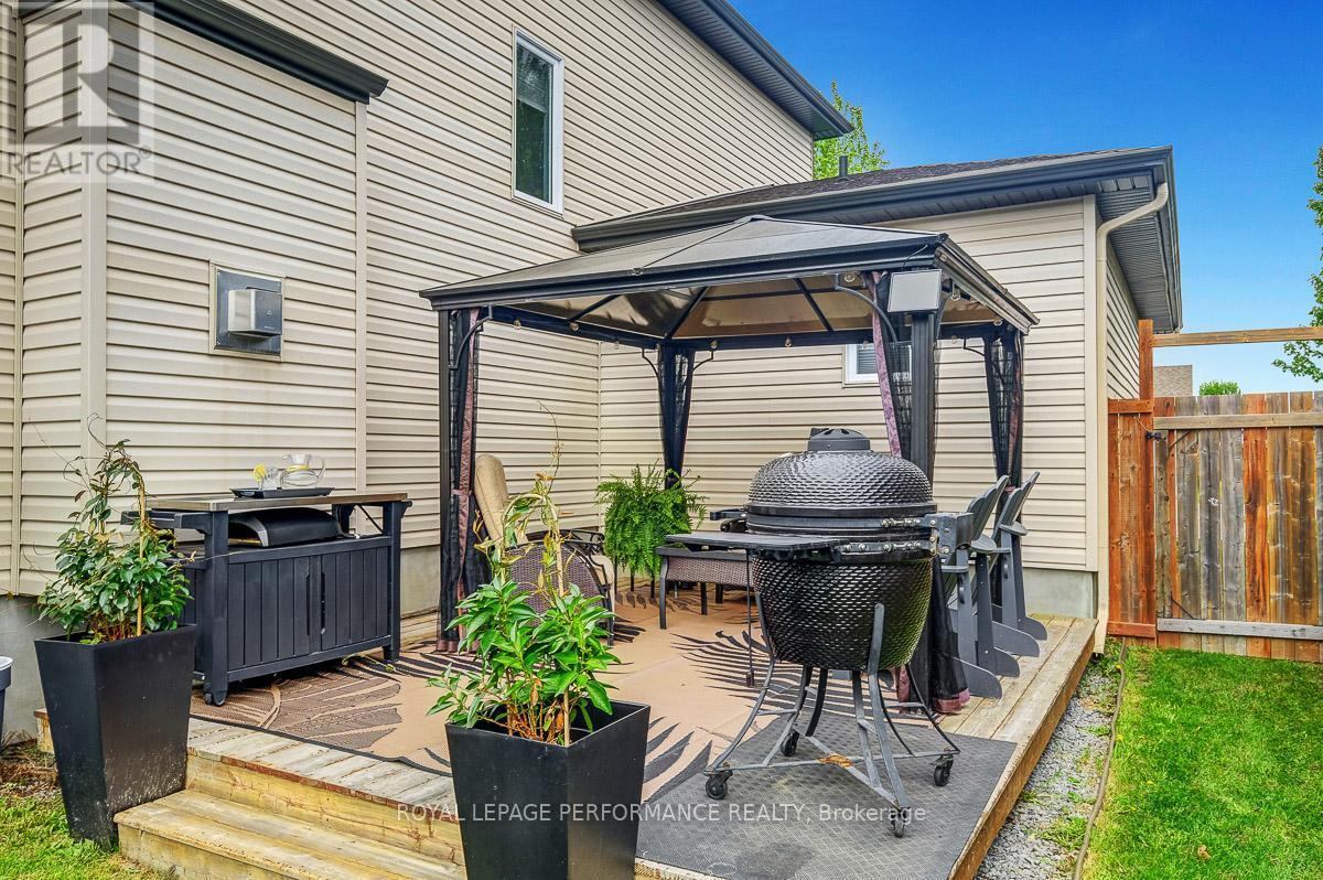 












10 BRICKYARD DRIVE

,
Russell,




Ontario
K4R0B2


