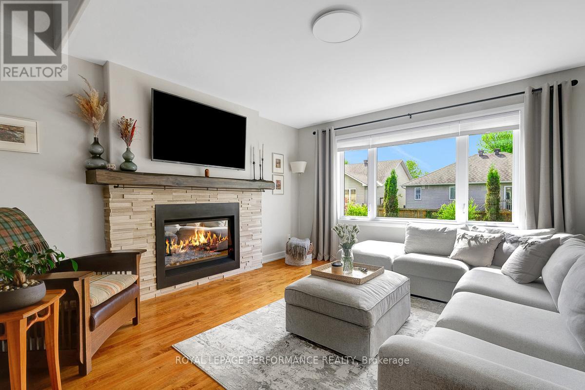 












10 BRICKYARD DRIVE

,
Russell,




Ontario
K4R0B2

