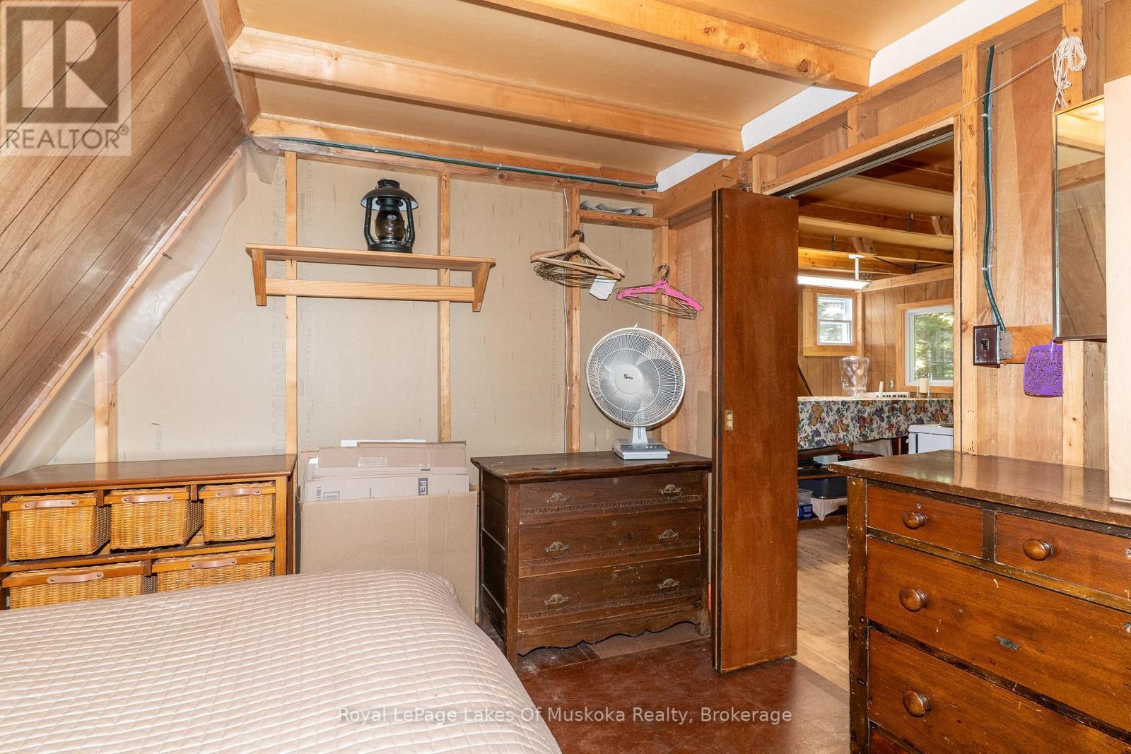 












1143 CRANE LAKE DRIVE

,
Algonquin Highlands (Sherborne),




Ontario
P0A1E0

