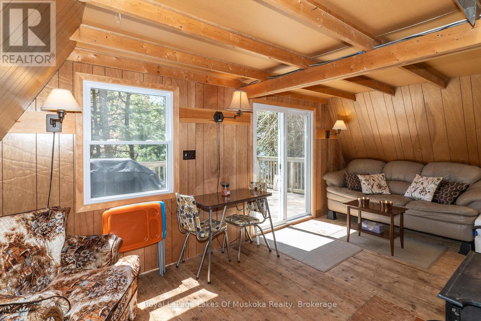












1143 CRANE LAKE DRIVE

,
Algonquin Highlands (Sherborne),




Ontario
P0A1E0

