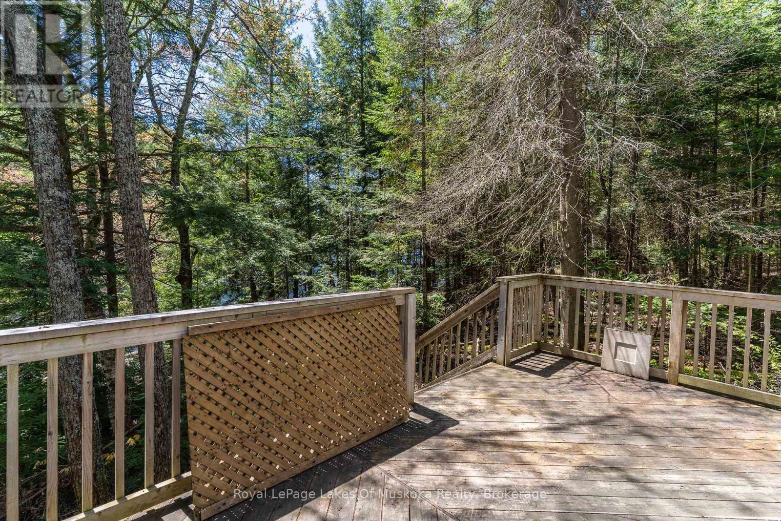 












1143 CRANE LAKE DRIVE

,
Algonquin Highlands (Sherborne),




Ontario
P0A1E0

