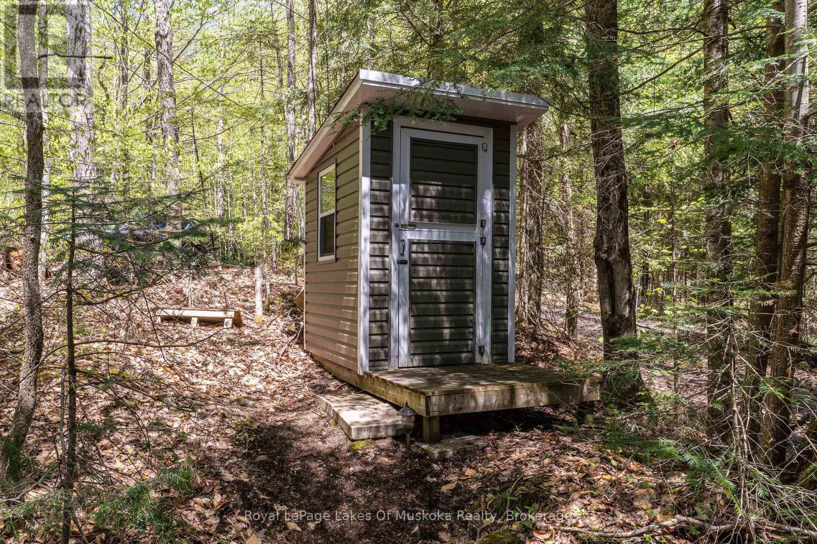












1143 CRANE LAKE DRIVE

,
Algonquin Highlands (Sherborne),




Ontario
P0A1E0

