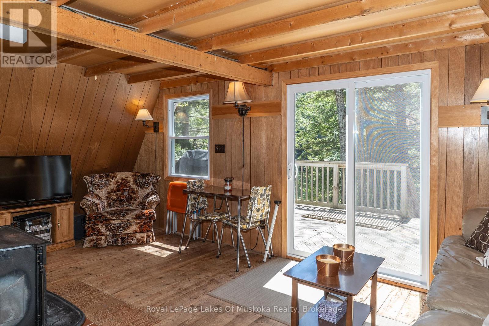 












1143 CRANE LAKE DRIVE

,
Algonquin Highlands (Sherborne),




Ontario
P0A1E0

