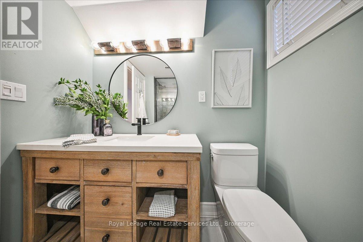 












1331 TREELAND STREET

,
Burlington (Freeman),




Ontario
L7R3T5

