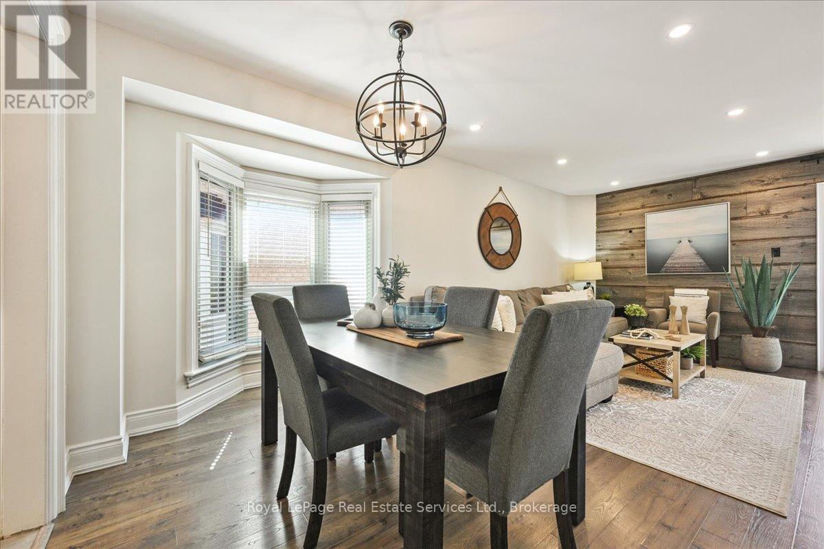 












1331 TREELAND STREET

,
Burlington (Freeman),




Ontario
L7R3T5


