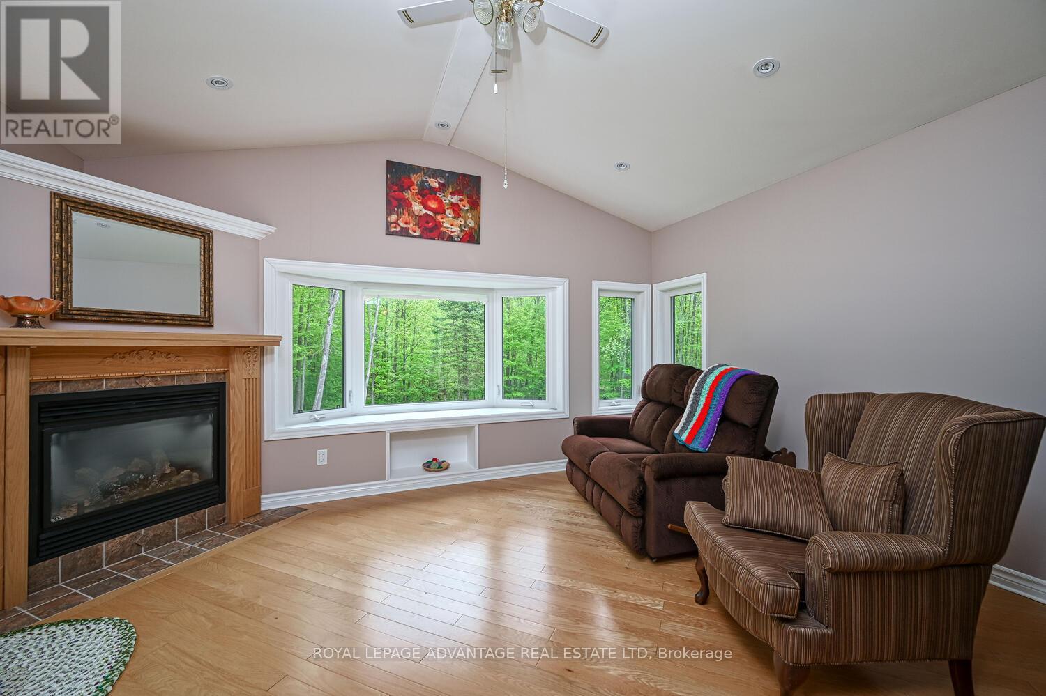 












3 SOUTH POINT DRIVE

,
Rideau Lakes,




Ontario
K7A4S5

