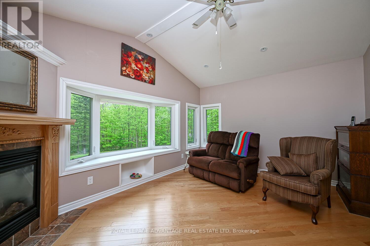 












3 SOUTH POINT DRIVE

,
Rideau Lakes,




Ontario
K7A4S5

