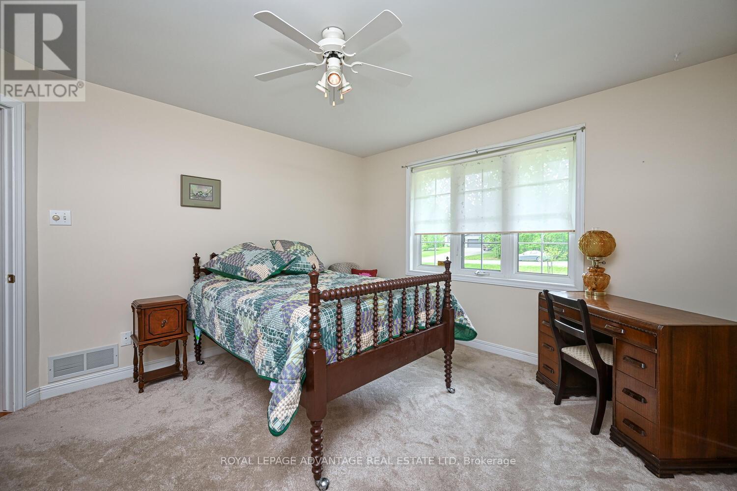 












3 SOUTH POINT DRIVE

,
Rideau Lakes,




Ontario
K7A4S5

