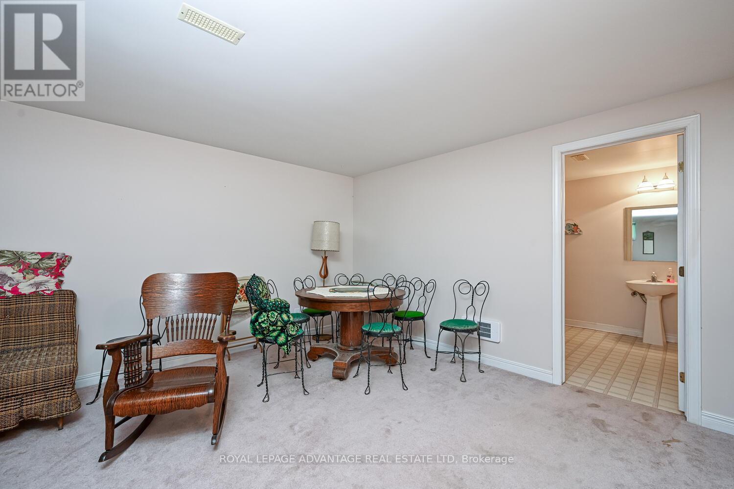 












3 SOUTH POINT DRIVE

,
Rideau Lakes,




Ontario
K7A4S5

