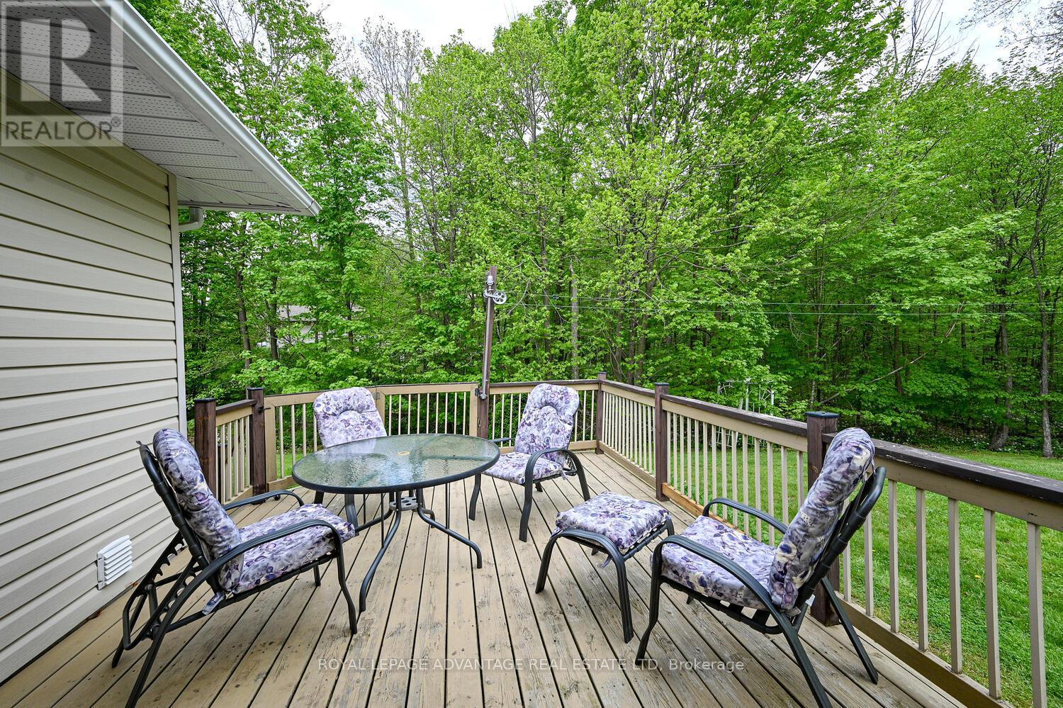 












3 SOUTH POINT DRIVE

,
Rideau Lakes,




Ontario
K7A4S5

