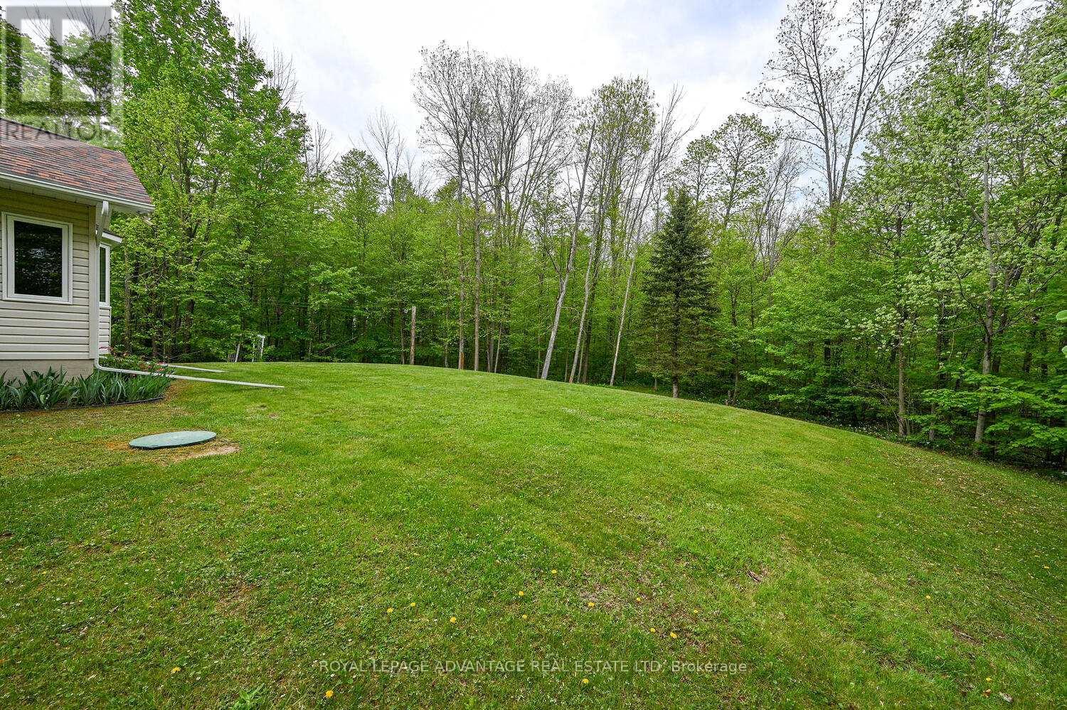 












3 SOUTH POINT DRIVE

,
Rideau Lakes,




Ontario
K7A4S5

