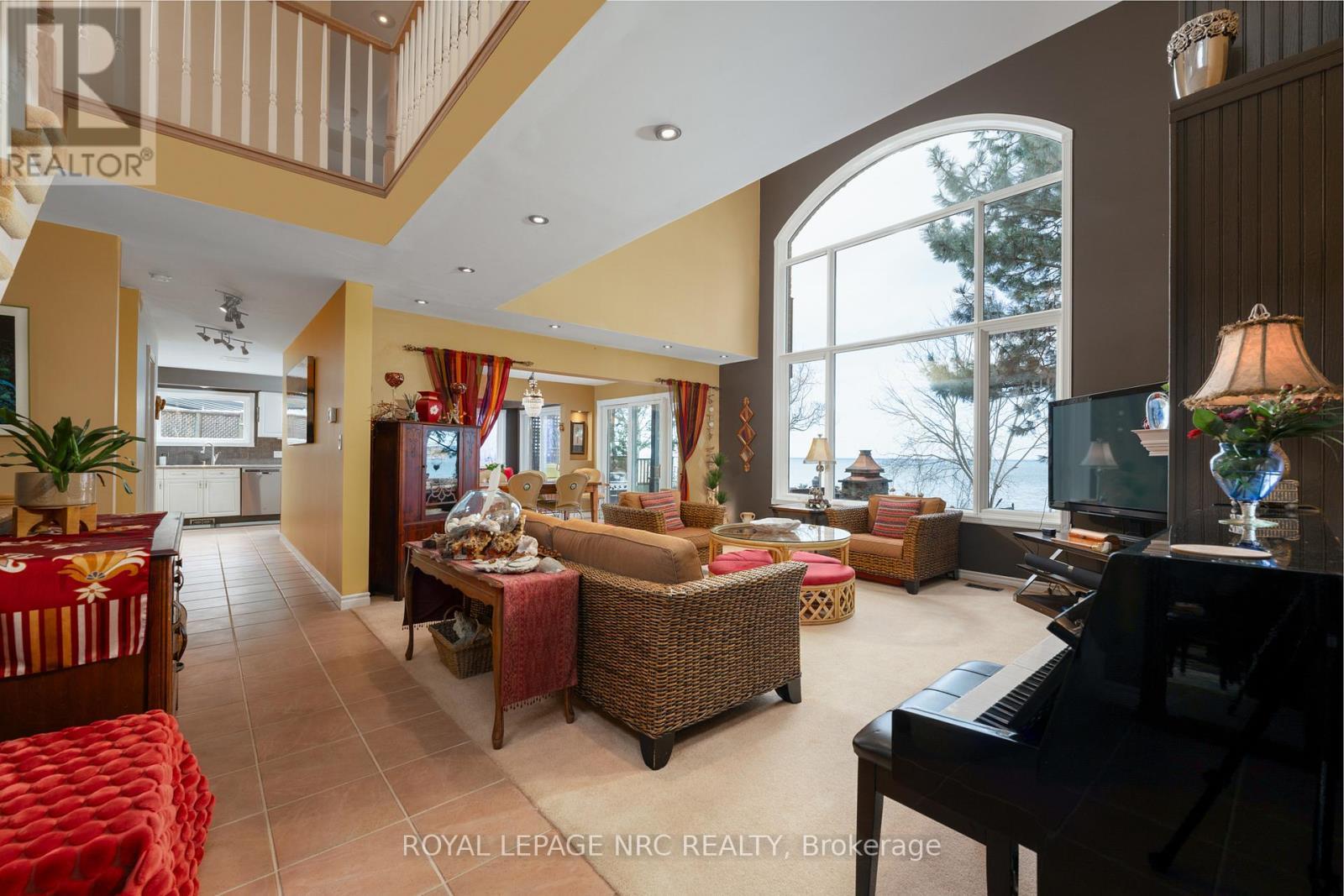 












11 ABBEY AVENUE

,
St. Catharines (Port Dalhousie),




Ontario
L2N5J5


