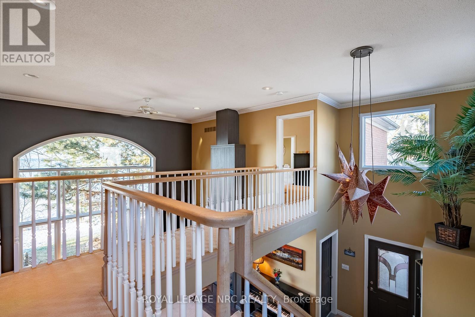 












11 ABBEY AVENUE

,
St. Catharines (Port Dalhousie),




Ontario
L2N5J5

