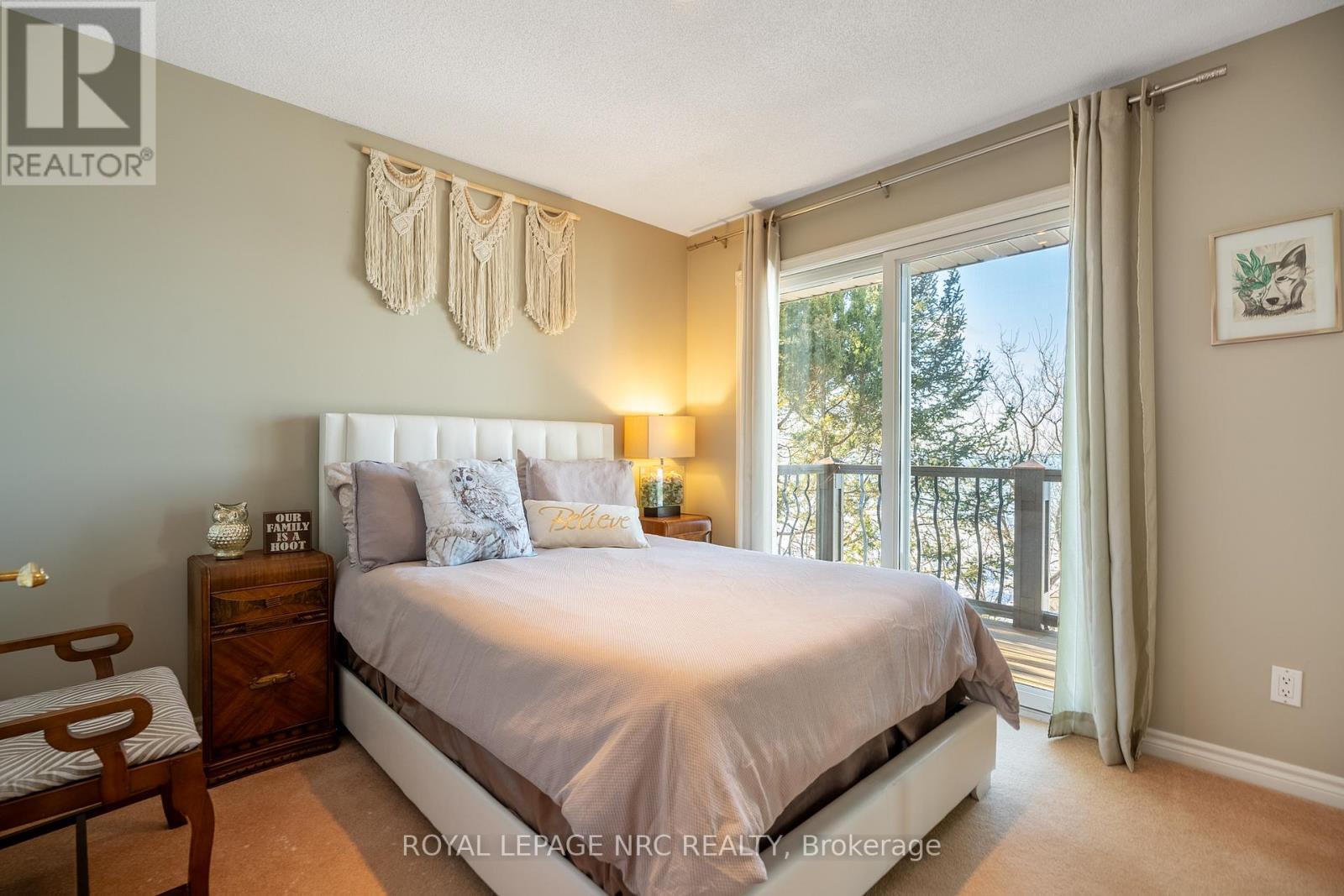 












11 ABBEY AVENUE

,
St. Catharines (Port Dalhousie),




Ontario
L2N5J5

