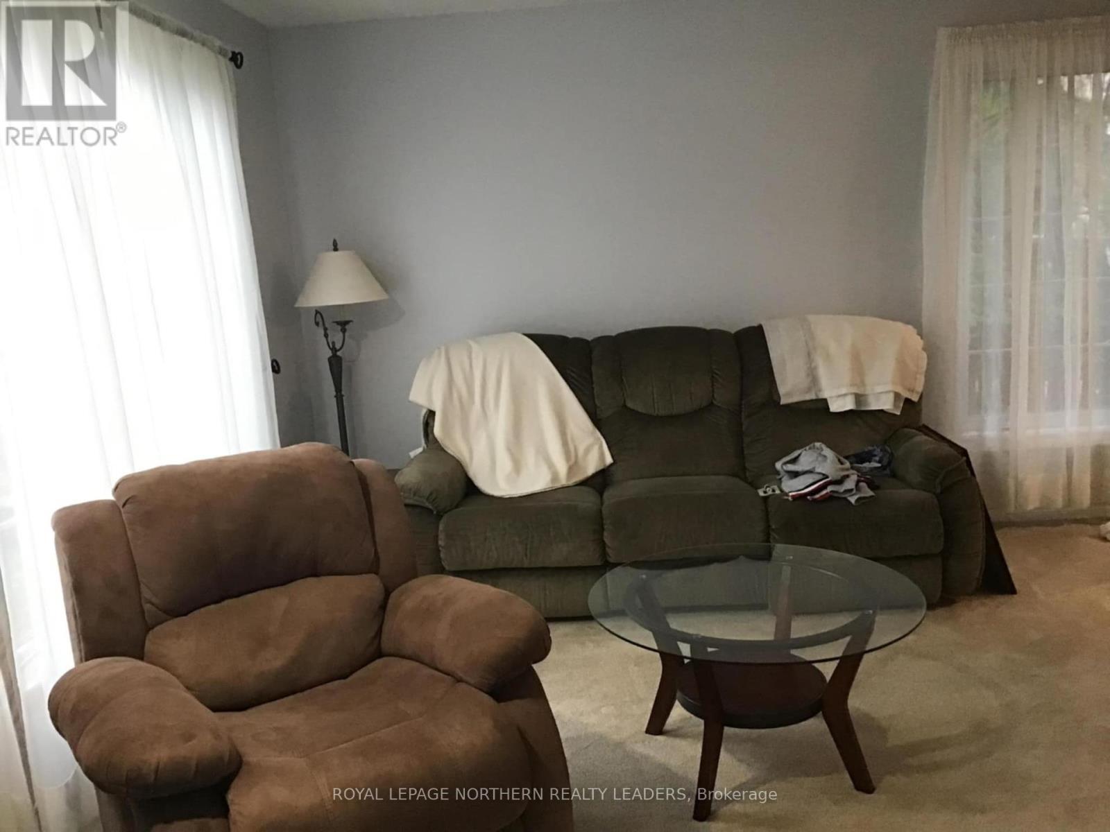 












63 ELM STREET N

,
Timmins (TNE - Central),




Ontario
P4N6A4

