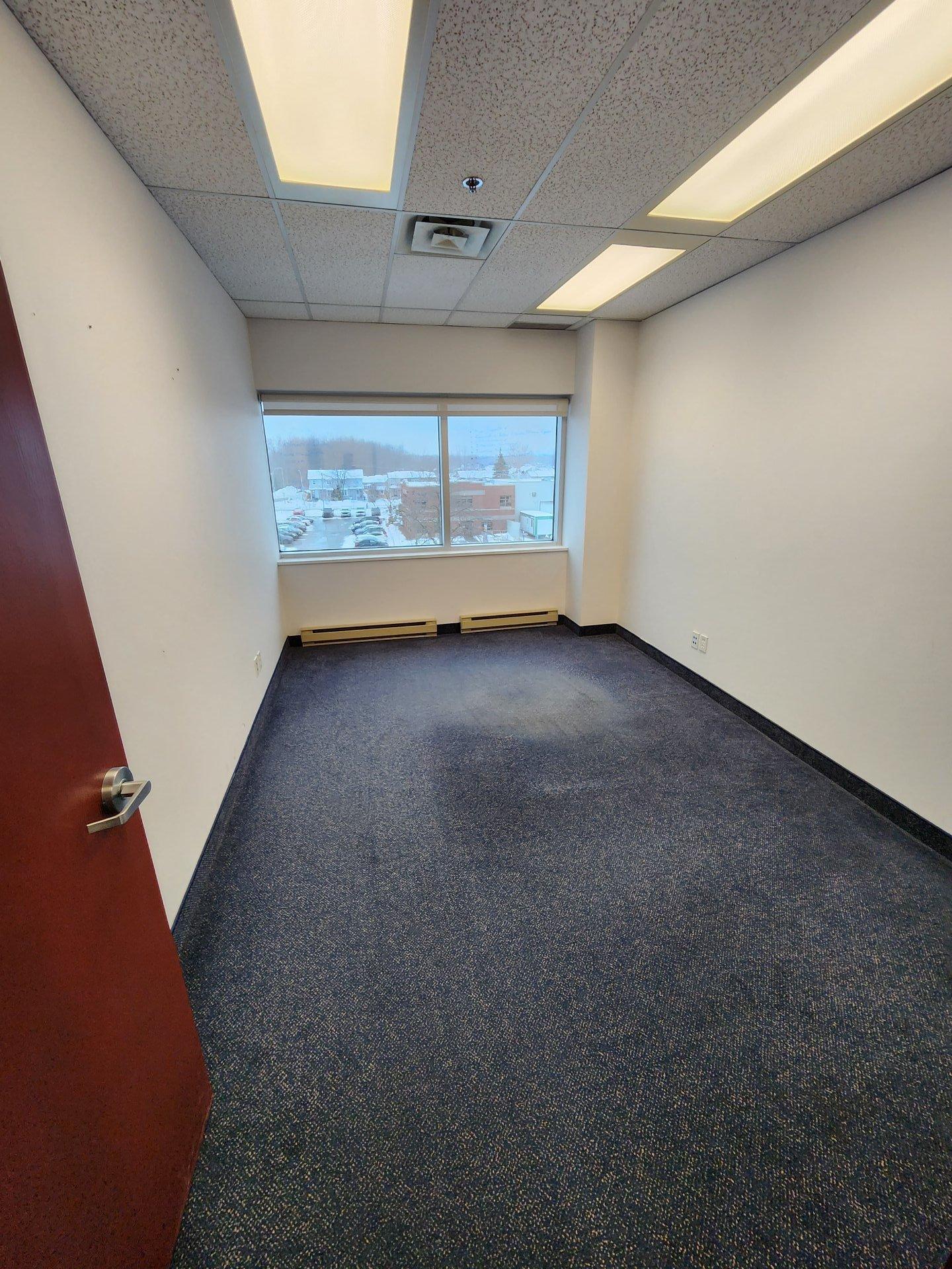 









4650


Boul. des Laurentides

, 325,
Laval (Vimont),




QC
H7K2J4

