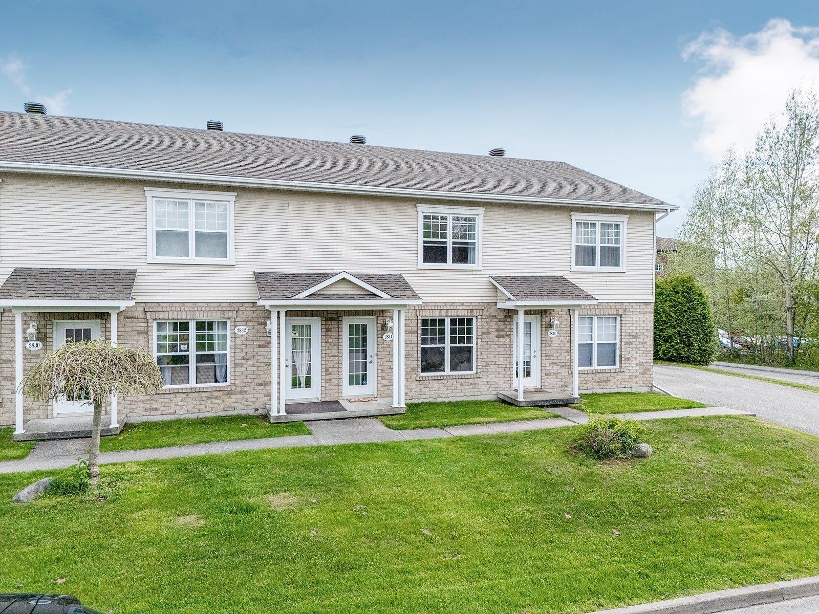 









2834


Rue Dussault

,
Sherbrooke (Les Nations),




QC
J1L2Z8

