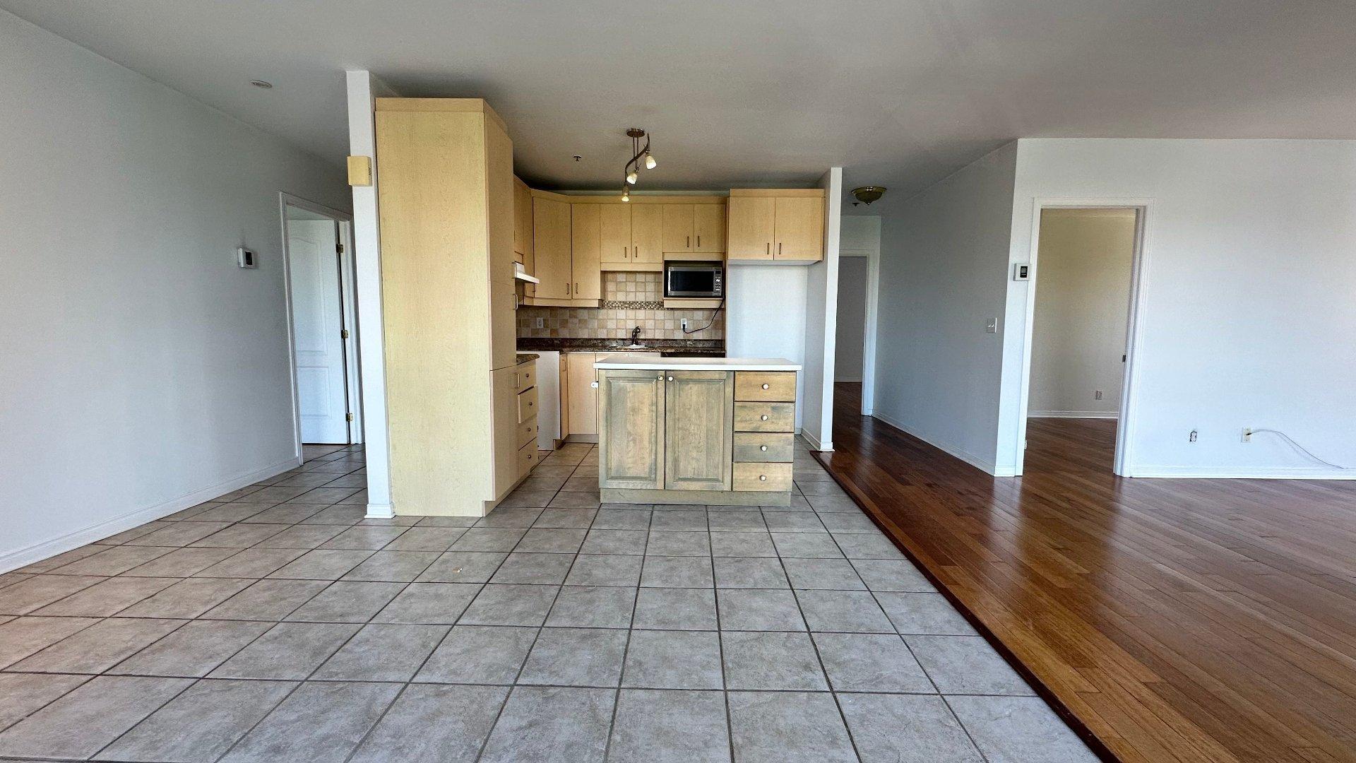 









7680


Boul. Marie-Victorin

, 706,
Brossard,




QC
J4W1M2

