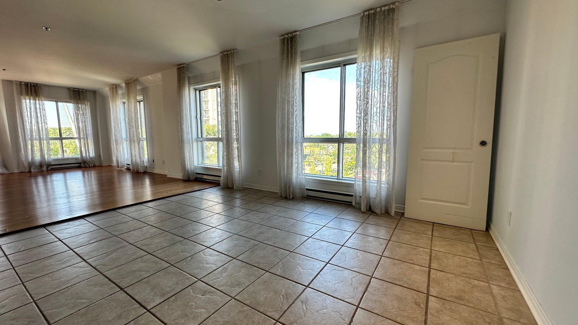 









7680


Boul. Marie-Victorin

, 706,
Brossard,




QC
J4W1M2

