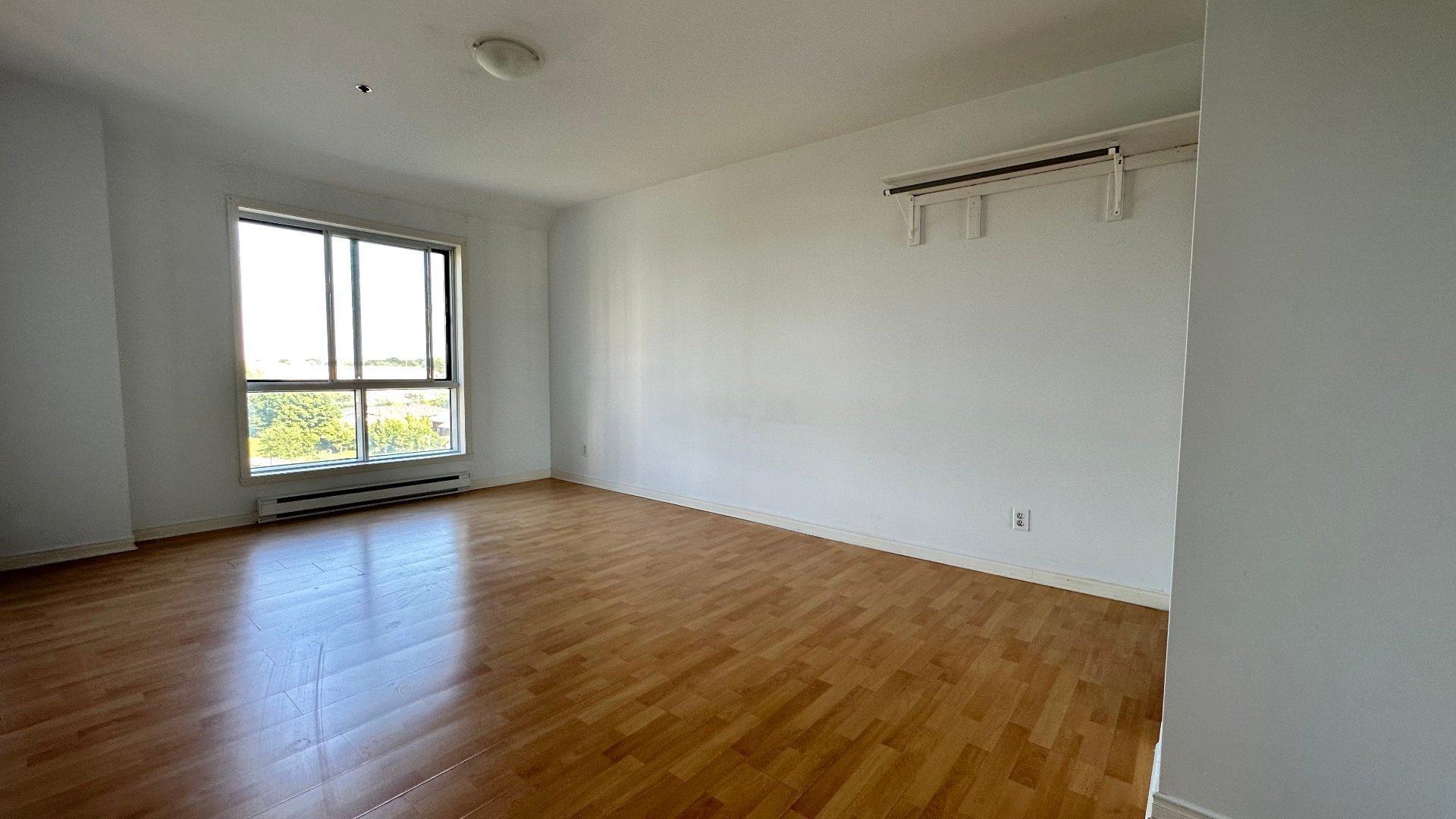 









7680


Boul. Marie-Victorin

, 706,
Brossard,




QC
J4W1M2


