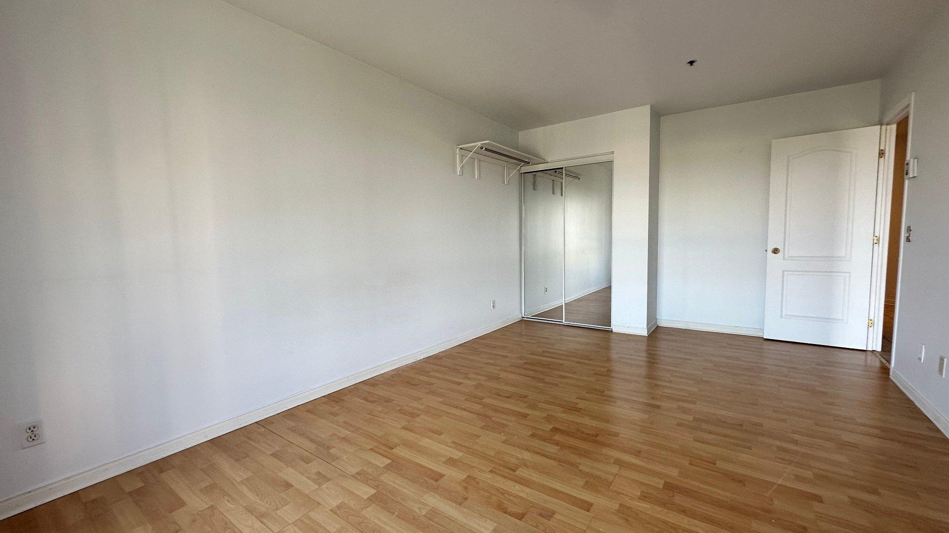 









7680


Boul. Marie-Victorin

, 706,
Brossard,




QC
J4W1M2

