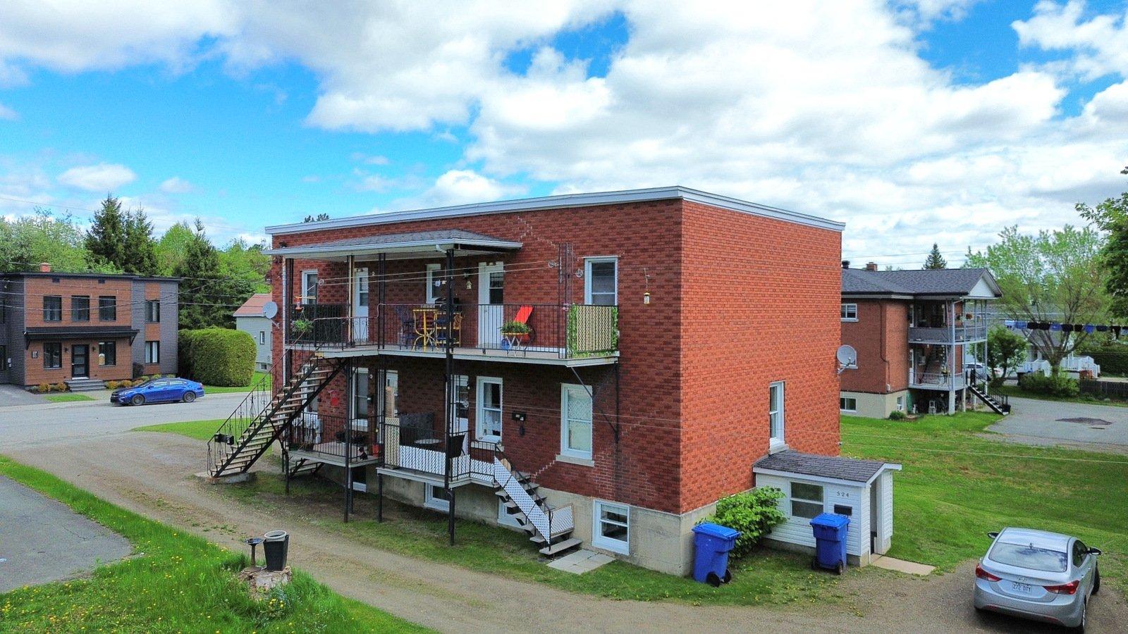 









524

 - 532


Rue Maisonneuve

,
Magog,




QC
J1X2N5

