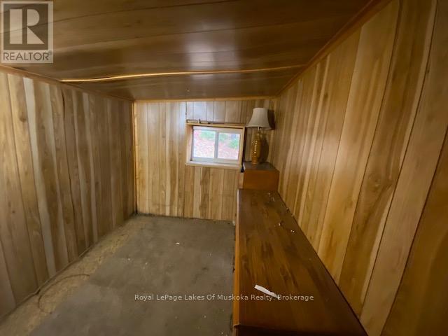 












1590 YEARLEY ROAD

,
Huntsville (Stephenson),




Ontario
P0B1M0

