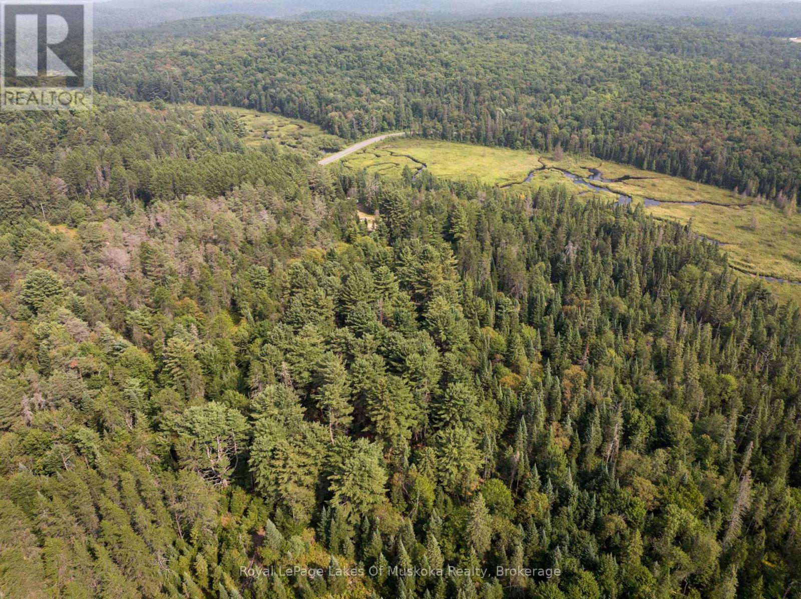 












1590 YEARLEY ROAD

,
Huntsville (Stephenson),




Ontario
P0B1M0

