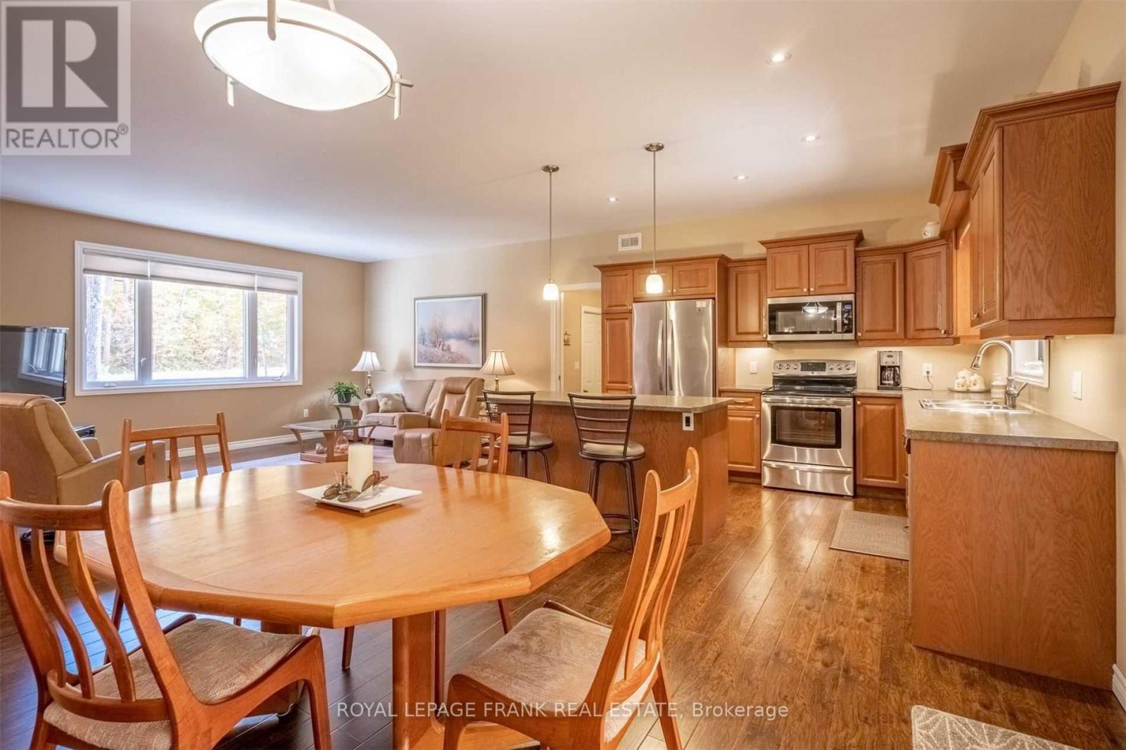 












143 FORESTVIEW DRIVE

,
Trent Lakes,




Ontario
K0L1J0

