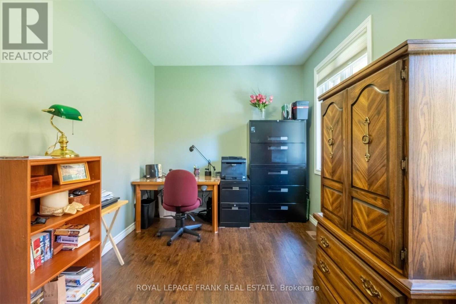 












143 FORESTVIEW DRIVE

,
Trent Lakes,




Ontario
K0L1J0

