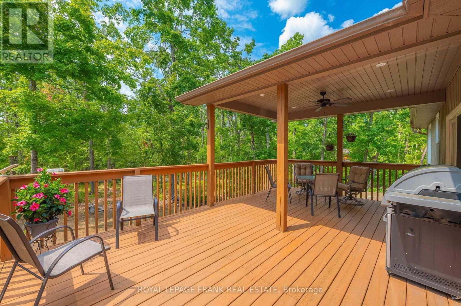 












143 FORESTVIEW DRIVE

,
Trent Lakes,




Ontario
K0L1J0


