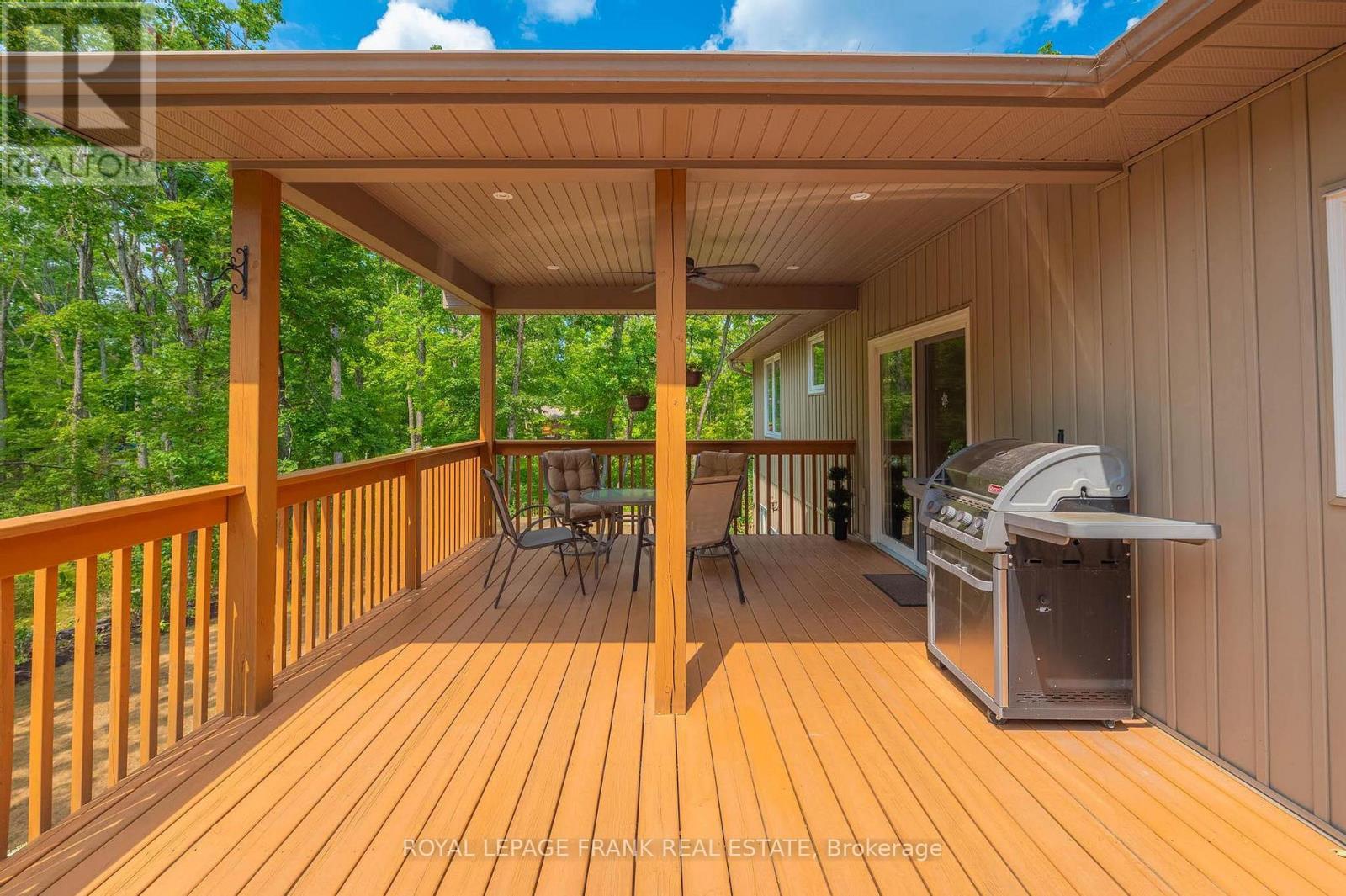 












143 FORESTVIEW DRIVE

,
Trent Lakes,




Ontario
K0L1J0

