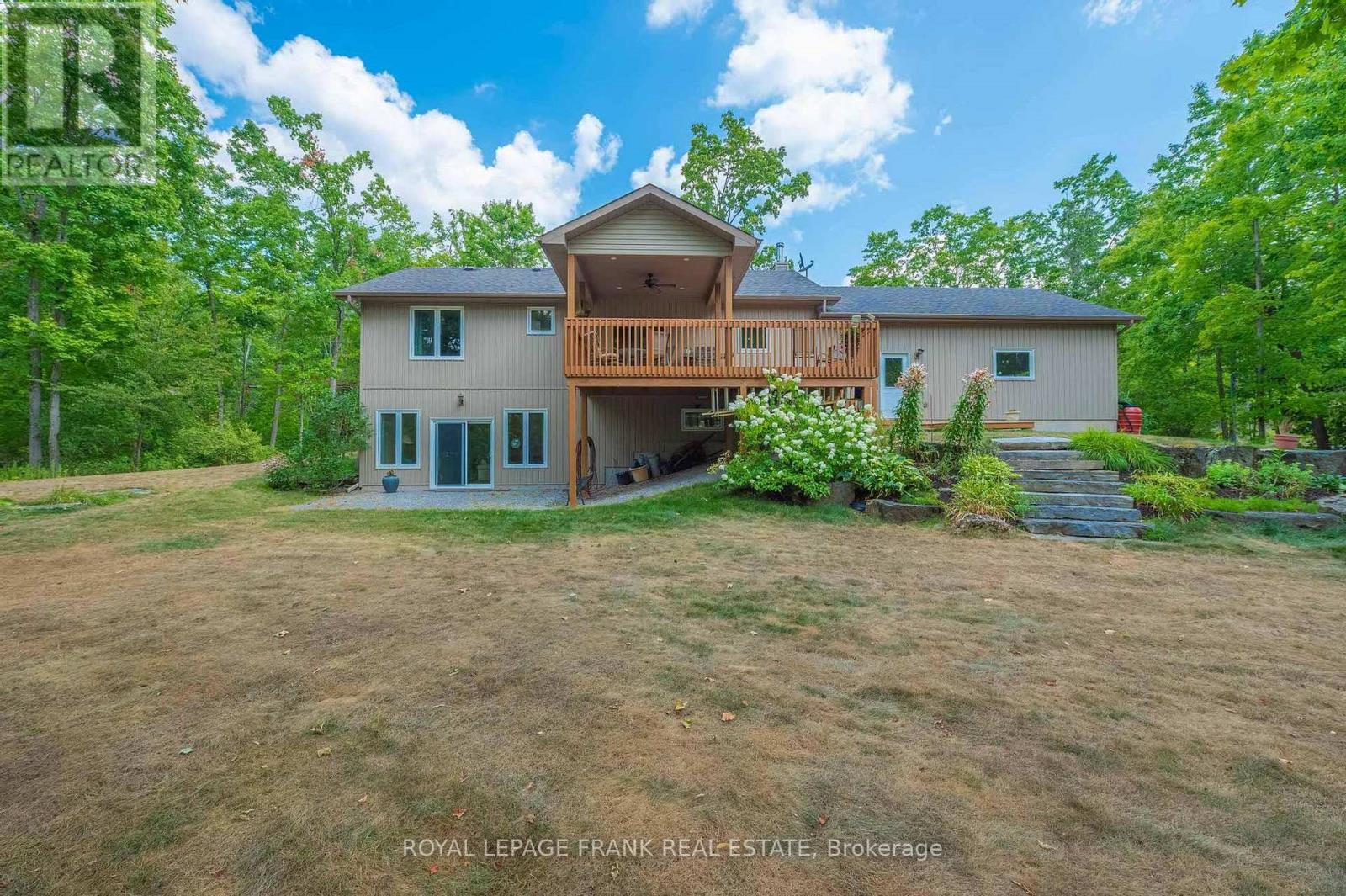 












143 FORESTVIEW DRIVE

,
Trent Lakes,




Ontario
K0L1J0

