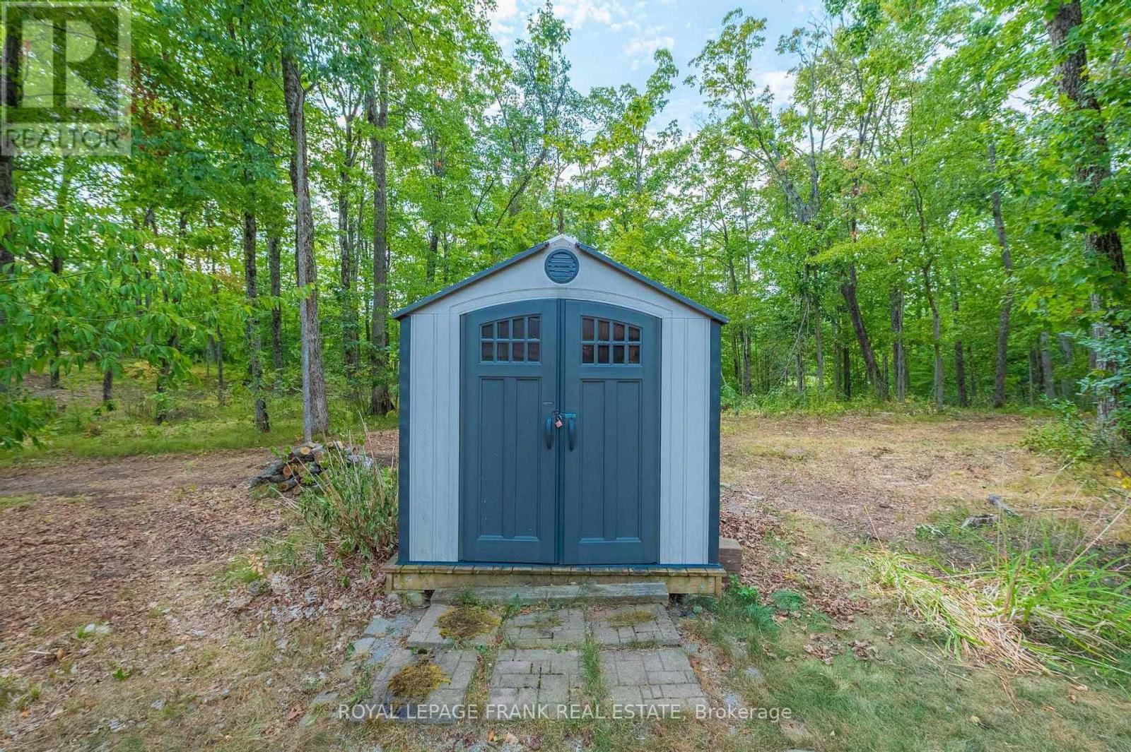 












143 FORESTVIEW DRIVE

,
Trent Lakes,




Ontario
K0L1J0

