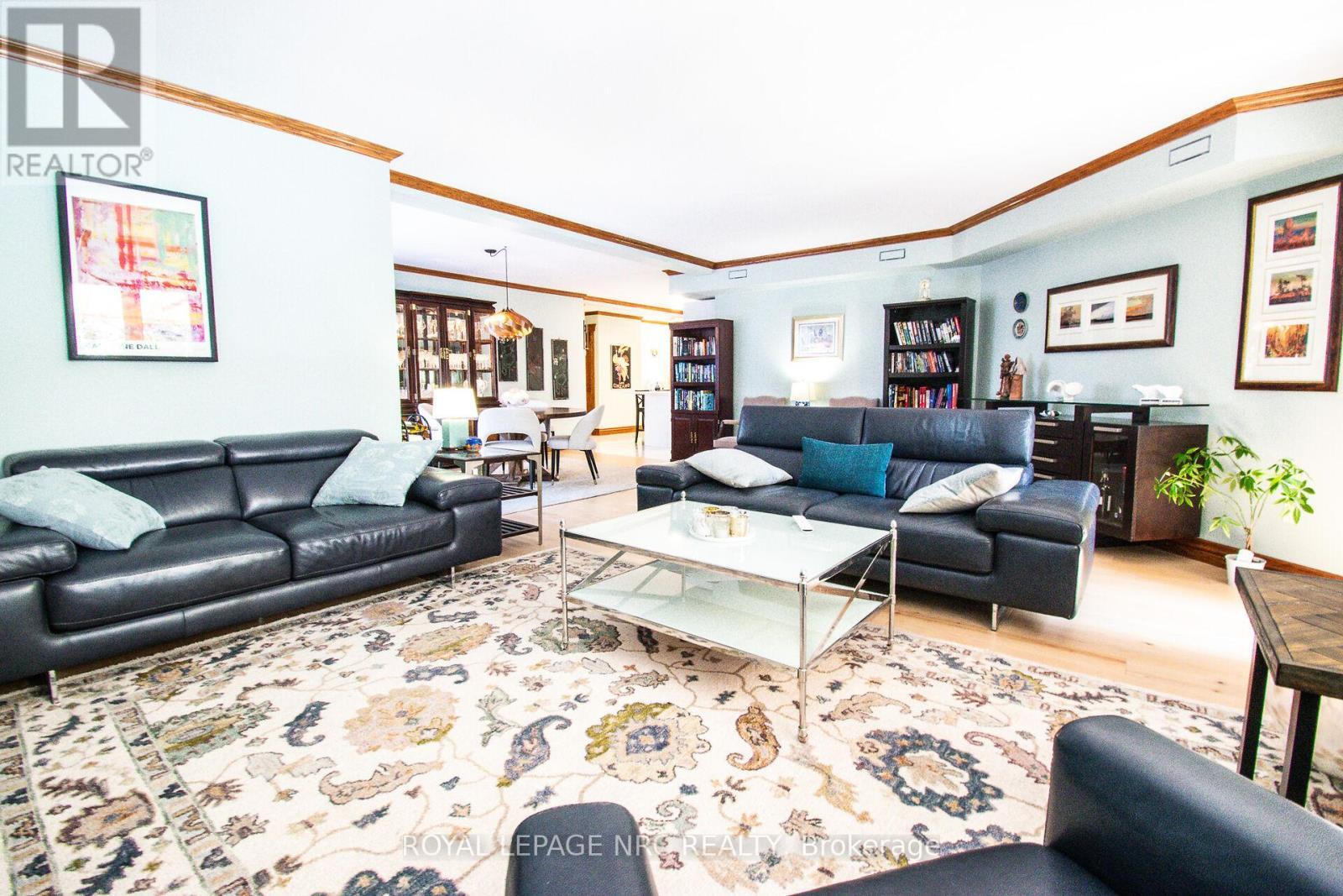 












302 - 55 MAIN STREET

,
St. Catharines (Port Dalhousie),




Ontario
L2N4T8

