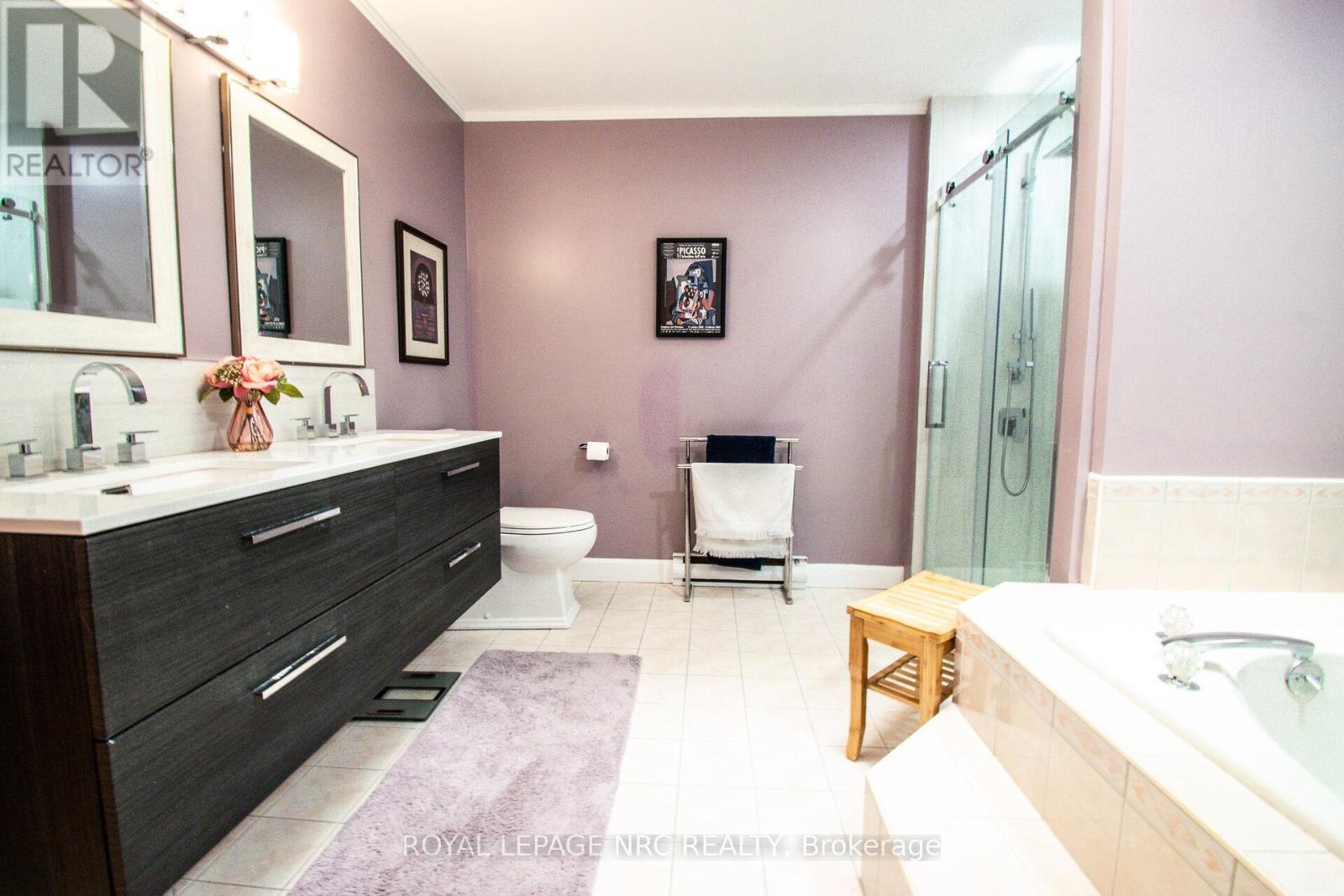 












302 - 55 MAIN STREET

,
St. Catharines (Port Dalhousie),




Ontario
L2N4T8

