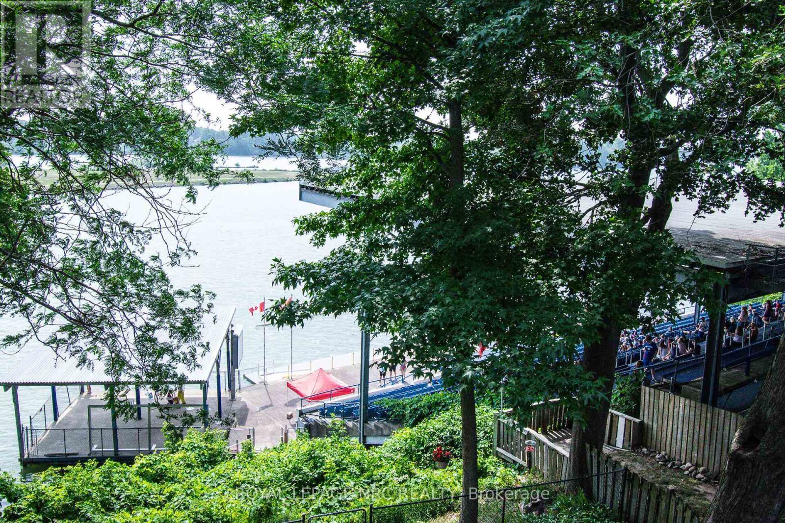 












302 - 55 MAIN STREET

,
St. Catharines (Port Dalhousie),




Ontario
L2N4T8

