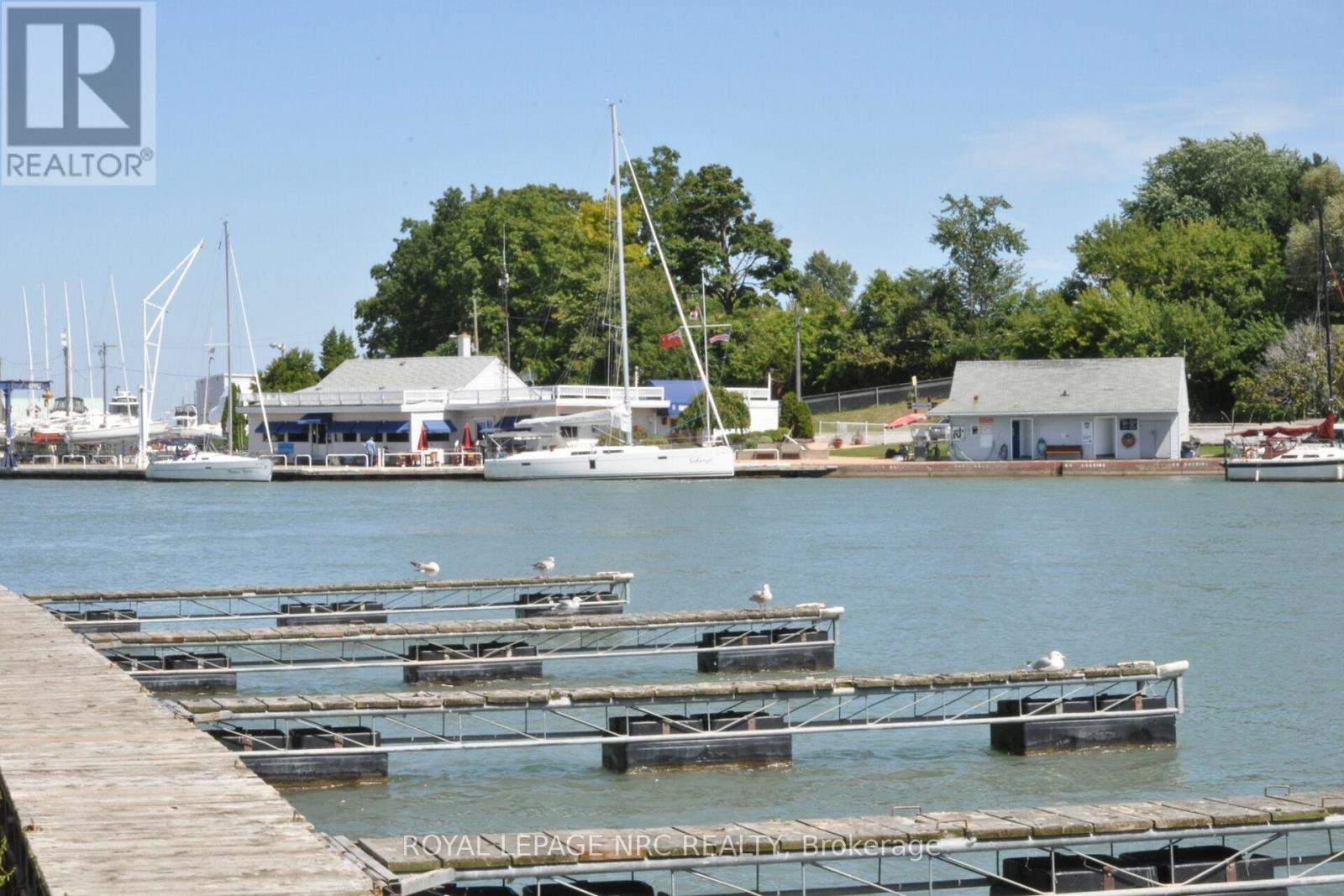 












302 - 55 MAIN STREET

,
St. Catharines (Port Dalhousie),




Ontario
L2N4T8

