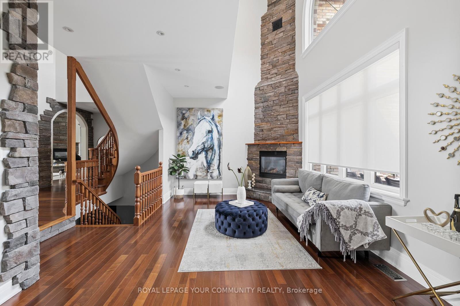 












294 SUNSET BEACH ROAD

,
Richmond Hill,




Ontario
L4E3H2

