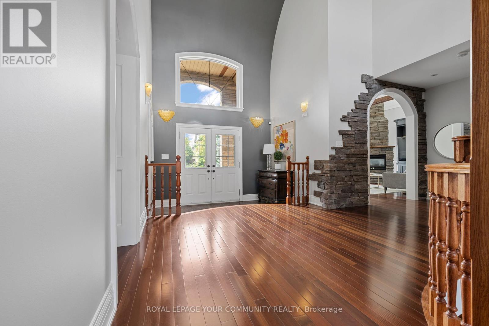 












294 SUNSET BEACH ROAD

,
Richmond Hill,




Ontario
L4E3H2

